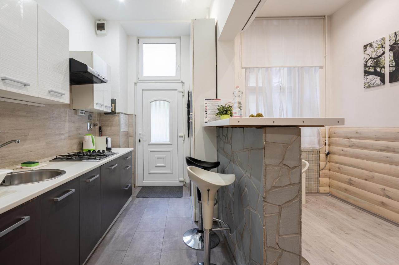 Apartment Sweet With Gallery Budapest